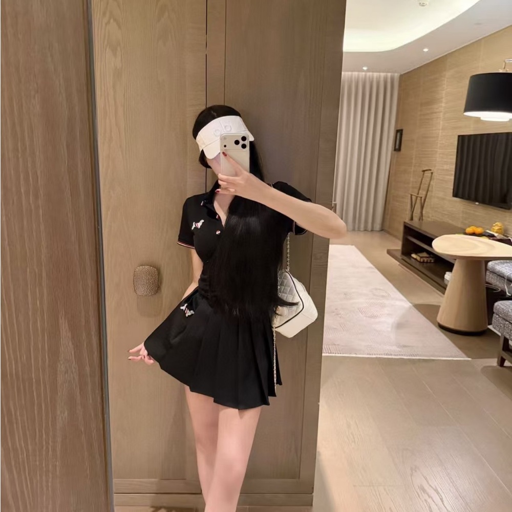 THOM BROWNE Polo Shirt Short-Sleeve Pleated Skirt Set - Casual Two-Piece Set - Picture 2 of 9